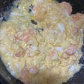 登陽ママ's cooksnap of when they made スナップえんどうとエビのふんわり卵丼.