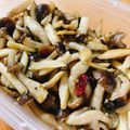 Emihann's cooksnap of when they made きのこのニンニクバターいため.
