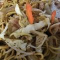 ささささ＆＊'s cooksnap of when they made 油不要！絶対くっつかない屋台の焼きそば★.