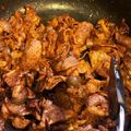 みすたーしおり's cooksnap of when they made 豚肉ときのこのマヨ味噌炒め.