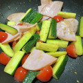 Halü★mama's cooksnap of when they made トマトとズッキーニの炒め物.