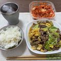 クックRDDWQB☆'s cooksnap of when they made 牛肉とレタスのこしょう炒め.