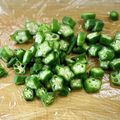 かっちゃん杉's cooksnap of when they made ねばねば長芋、山芋はラップを敷いて切る.