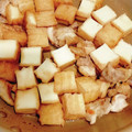 たぶんなっちゃん's cooksnap of when they made 作り置きOK!鶏モモと厚揚げの煮物.