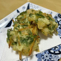 みぽりんしもえ's cooksnap of when they made 人参葉と海老のかき揚げ.