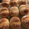 ぼのぼんさん's cooksnap of when they made オートミールとはちみつのプチパン.