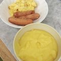 ｼﾞｪｲﾐｰ's cooksnap of when they made アメリカの朝ごはん　基本のコーングリッツ.