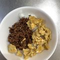 クックANLLO1☆'s cooksnap of when they made 格安簡単2色のそぼろ丼☆.
