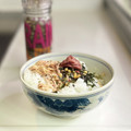 かっちゃん杉's cooksnap of when they made 驚愕の覚書 お茶漬けに粗挽き胡椒.