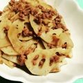 まぶたん's cooksnap of when they made レンコンと挽肉の炒め煮.