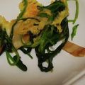 ヨシヨッシー's cooksnap of when they made ほうれん草とベーコンと卵の炒め物.