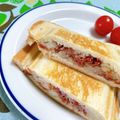 サンディサンディ's cooksnap of when they made 簡単♪　コンビーフポテトのホットサンド.