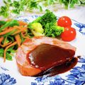Satoco❋'s cooksnap of when they made ★簡単！特製ソースでロースハムステーキ♪.