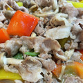 1065386's cooksnap of when they made パプリカと豚肉とシメジのマヨポン炒め.