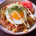 おーぶんおーぶん's cooksnap of when they made 目玉焼きのっけ！ソース焼きそば.