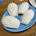 振りパティシエ's cooksnap of when they made チョコ付きマドレーヌ.