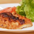 Nakatojias's cooksnap of when they made 醤油麹で、ご馳走鶏胸肉!!.
