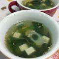 赤い電話's cooksnap of when they made 簡単わかめスープ.