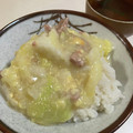 papikun's cooksnap of when they made 白菜とスパムの中華風卵とじ丼.