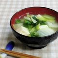 umemodoki's cooksnap of when they made 白菜と小松菜のみそ汁.