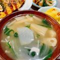 シルバニア's cooksnap of when they made 具材楽しむお味噌汁☆蕪/舞茸/玉ねぎ.