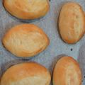 蜜茄子's cooksnap of when they made シュガーバタートップレーズンパン.