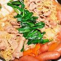 ぼんちゃんママ☆'s cooksnap of when they made 簡単◎豚こま切れでもつ鍋風一人鍋みそ味.