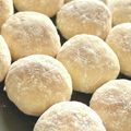 くっくしょしんしゃ's cooksnap of when they made クリープのブールドネージュ風クッキー.
