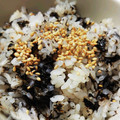 sakakore's cooksnap of when they made 焼きのりの炊き込みご飯.