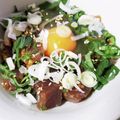 hozunyam's cooksnap of when they made かつおの甘辛韓国ユッケ風.