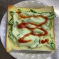 お塩と砂糖's cooksnap of when they made きゅうりマヨ☆トースト.
