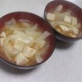 きらり流れ星's cooksnap of when they made 豆腐と玉ねぎの味噌汁.