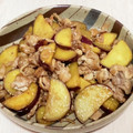 パグカップ's cooksnap of when they made さつまいもと豚肉の甘辛炒め.