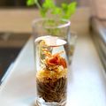 かっちゃん杉's cooksnap of when they made 飲み終わった工芸茶を水中花で楽しむ.