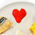 悠LOVE航's cooksnap of when they made ハートいちごの切り方♡うちかわごはん♡.
