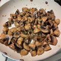 sirokuro's cooksnap of when they made ◎マッシュルームのガーリックバター醤油◎.