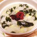 hitomi♪＊'s cooksnap of when they made ひとりランチ♪にら玉雑炊＊焼き梅添え.