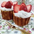 在宅勤務のおじさん's cooksnap of when they made ふわふわワッフルロールケーキ.