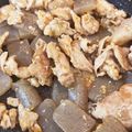 クックT1B87H☆'s cooksnap of when they made 豚小間とコンニャクの味噌炒め煮.