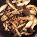 tecalin's cooksnap of when they made ✼重宝副菜 ✼しめじペペロン.