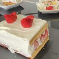*Yumousemouse*'s cooksnap of when they made HMで簡単♡苺ショートケーキお誕生日にも.