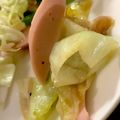 MULA's cooksnap of when they made 簡単♬レタスと魚肉ソーセージの炒めもの.