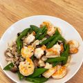 ykmr4's cooksnap of when they made えびとスナップエンドウのニンニク炒め.