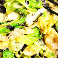 3110さゆ's cooksnap of when they made 簡単!レタスと海苔のサッと炒め☆大量消費.