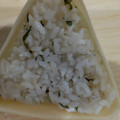 あゆたっくん's cooksnap of when they made しらすと大葉のほんのり生姜風味おにぎり.