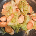 えみらくる's cooksnap of when they made お弁当に◎魚肉ソーセージとレタスの炒め物.