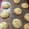 サリュフミ's cooksnap of when they made アメリカン★ソフトチョコチップクッキー.