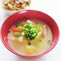 ぽむぽむまりん's cooksnap of when they made ごろっとかぼちゃと油揚げのみそ汁.