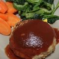 なこ99's cooksnap of when they made エッグinハンバーグ♡基本のハンバーグ♪.
