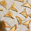 miju○'s cooksnap of when they made 餃子の皮で揚げないサモサ.
